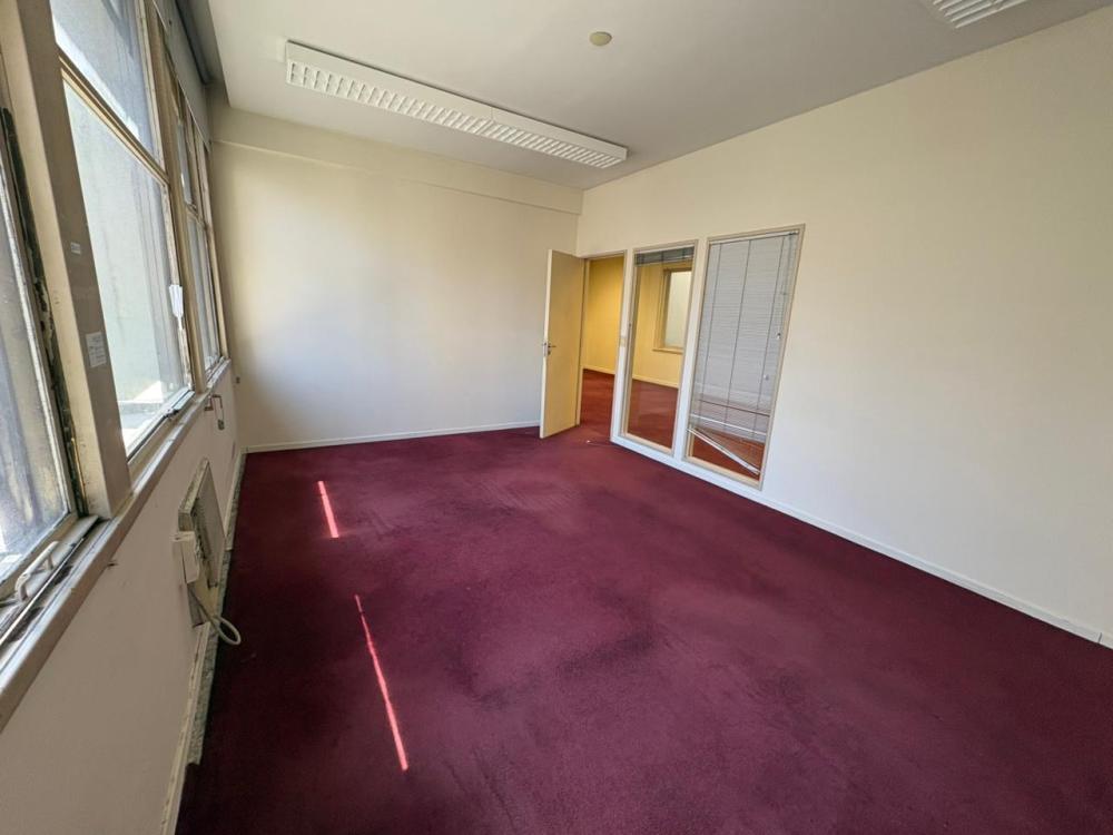 Recoleta - Uruguay 1037 - OFICINA EN VENTA / ALQUILER