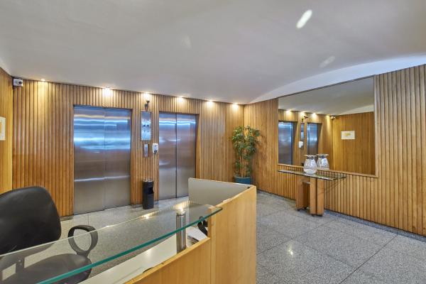 Recoleta - Uruguay 1037 - OFICINA EN VENTA / ALQUILER