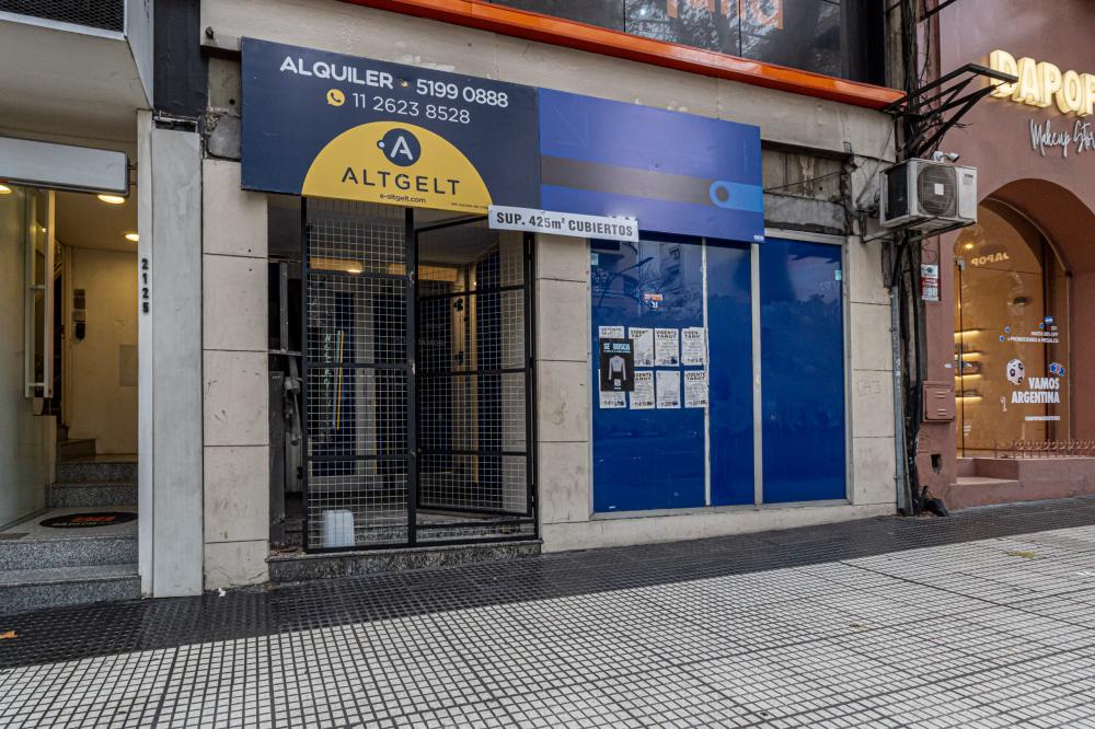 Av. Santa Fe 2121, Recoleta
