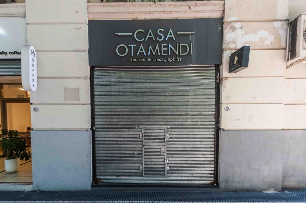 Plaza San Martín - Marcelo T. de Alvear 662 - LOCAL EN ALQUILER