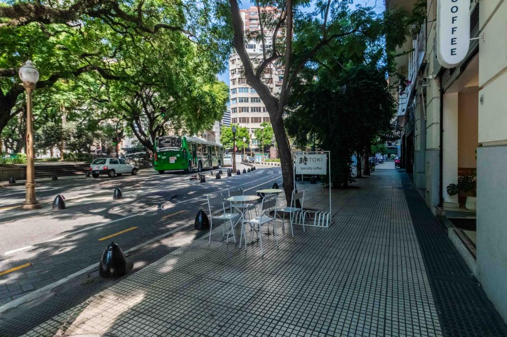 Plaza San Martín - Marcelo T. de Alvear 662 - LOCAL EN ALQUILER