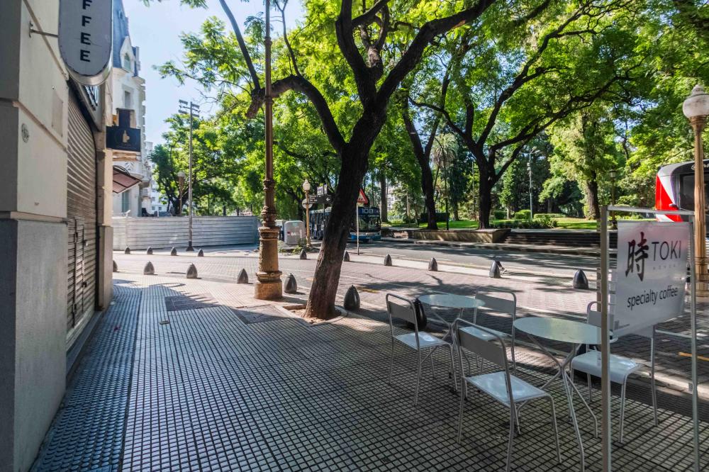 Plaza San Martín - Marcelo T. de Alvear 662 - LOCAL EN ALQUILER