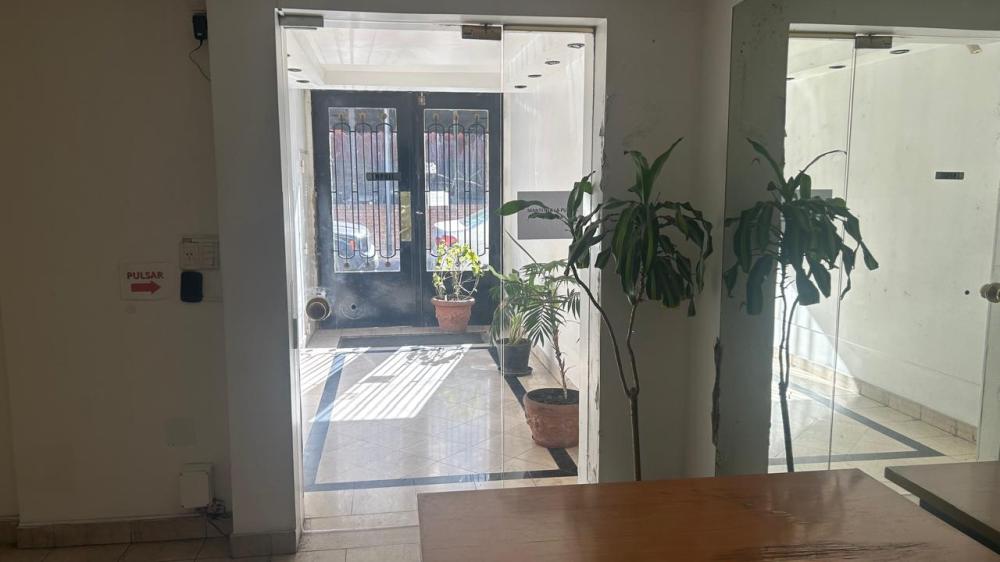 Monserrat - Salta 188 - OFICINA EN VENTA
