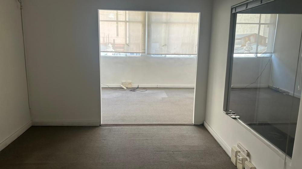 Monserrat - Salta 188 - OFICINA EN VENTA